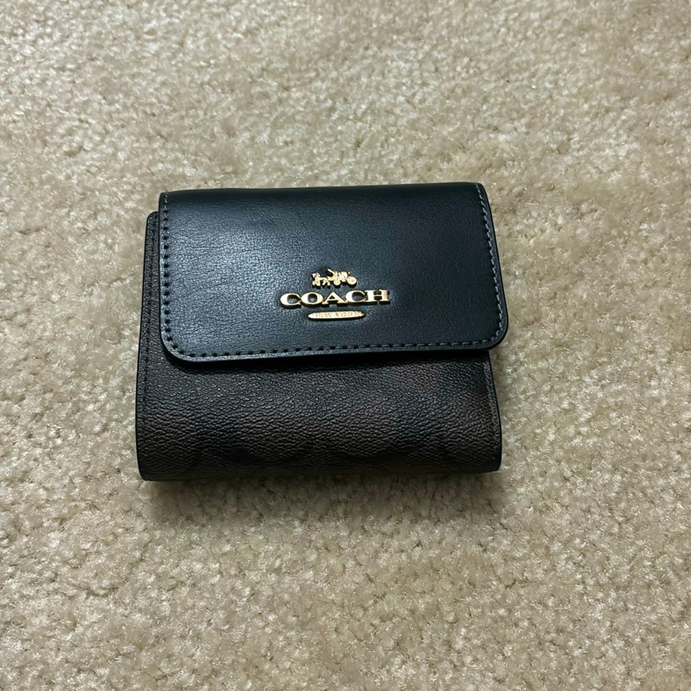 authentic cute coach wallet purse